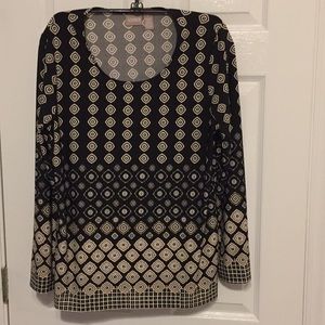 Chico's Tops - Chico’s Size 1 Top in Neutral Colors Chico's Tops - Chico’s Size 1 Top in Neutral Colors
